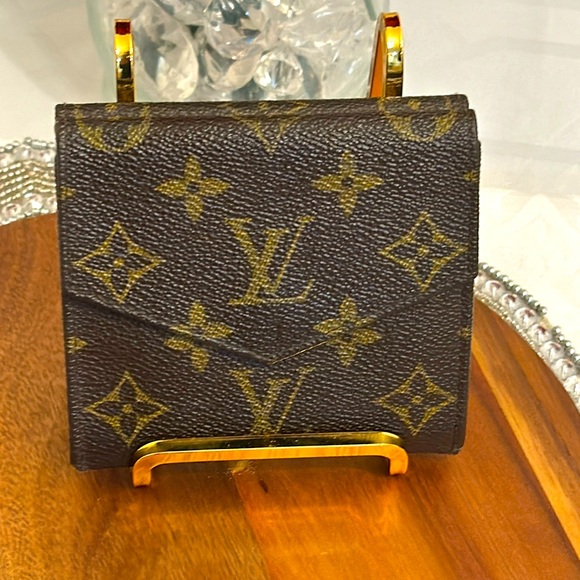 Louis Vuitton Handbags - LV monogram (S-2) bifold elda Wallet in good condition